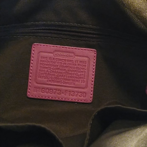 Coach - Picture 5 of 9